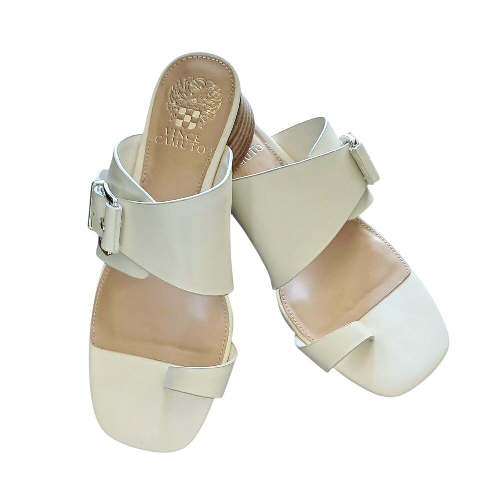VINCE CAMUTO Cream Leather Lenqua Sandals Size 8M Round Block Heel Preppy Summer - Picture 1 of 10